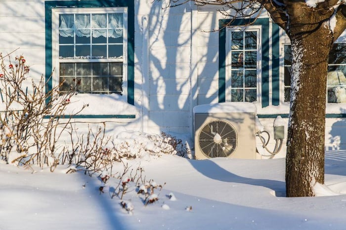 Heat Pump in the Snow